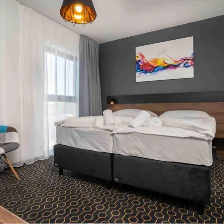 Mamut Hotel 3*