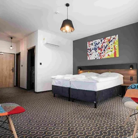 Mamut Hotel 3*