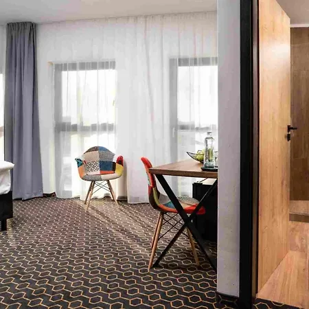 Mamut Hotel 3*